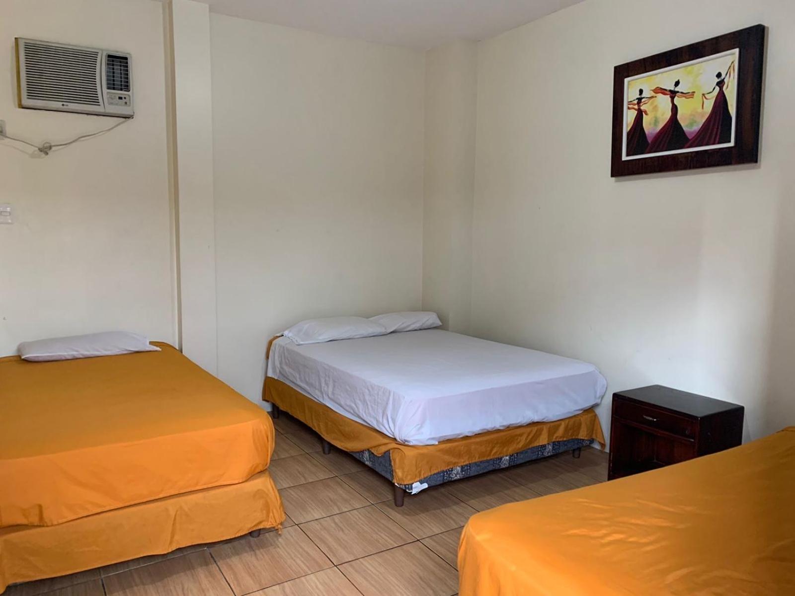 Hostal Las Velas Hotell Manta Eksteriør bilde