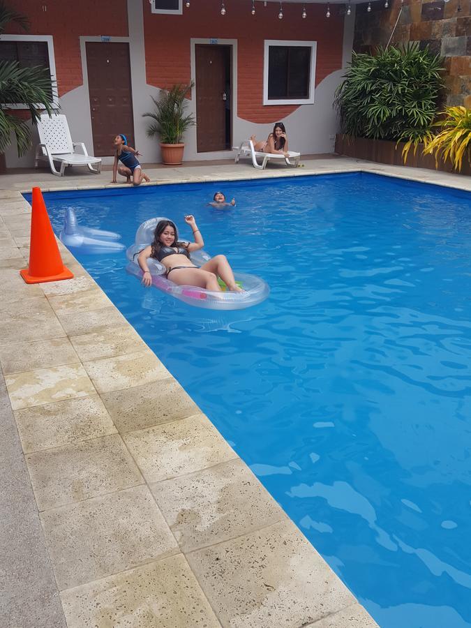 Hostal Las Velas Hotell Manta Eksteriør bilde